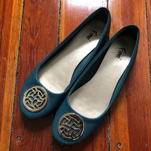 Like New Teal Fioni Flats with Gold Detail